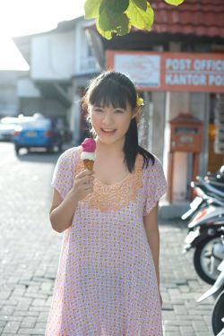 边摸边亲奶边做爽